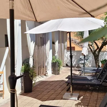 Noa Apartment